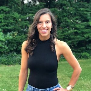 Meet your Posher, Dayane